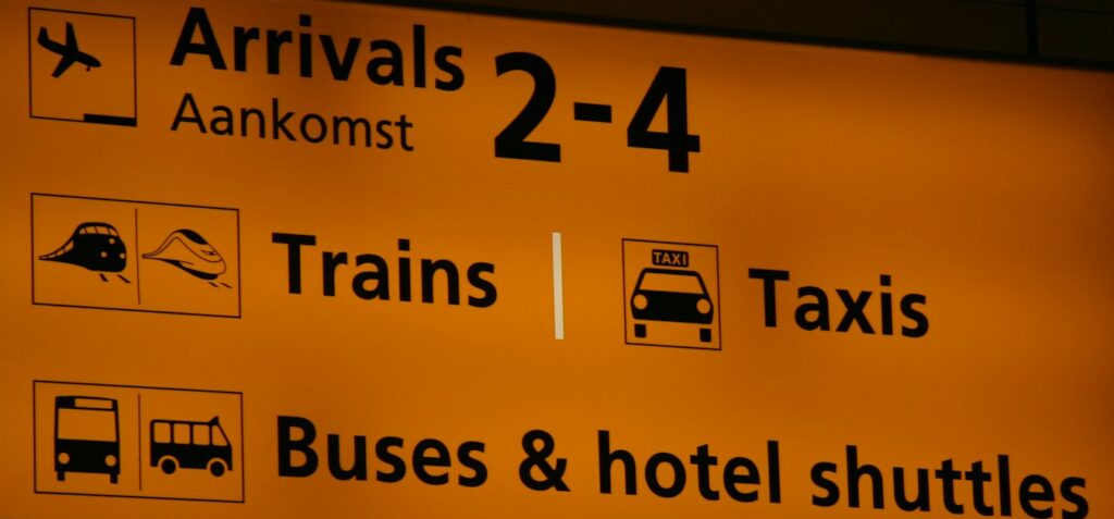 airport transfer tips for first time flyers